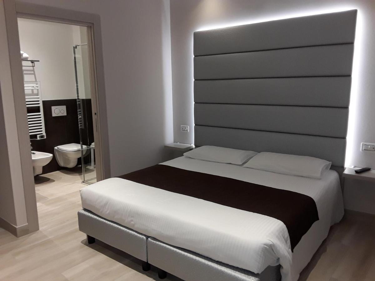 Hotel Danieli La Castellana Lago Di Garda Brenzone sul Garda Zewnętrze zdjęcie