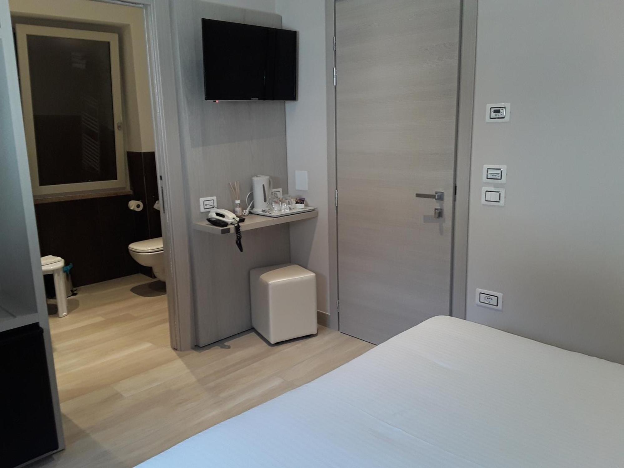 Hotel Danieli La Castellana Lago Di Garda Brenzone sul Garda Zewnętrze zdjęcie