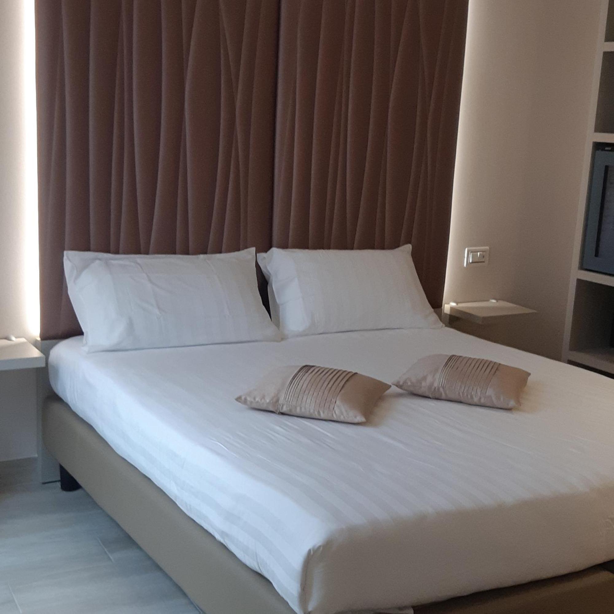 Hotel Danieli La Castellana Lago Di Garda Brenzone sul Garda Zewnętrze zdjęcie